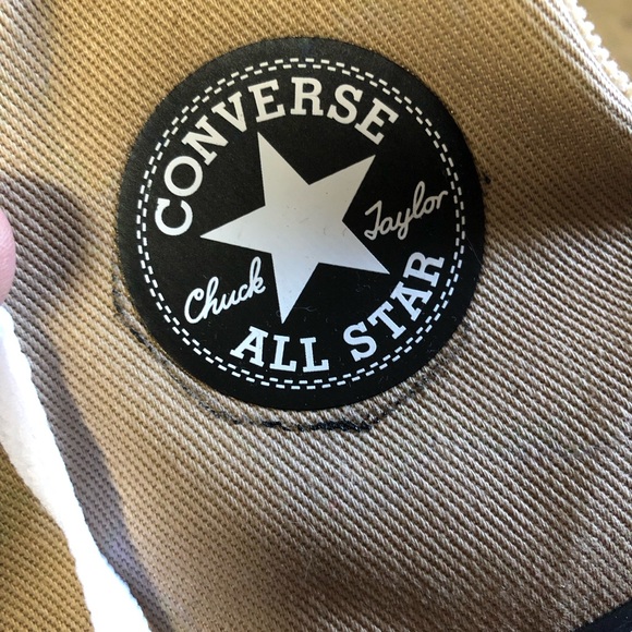 Converse - Picture 3 of 4